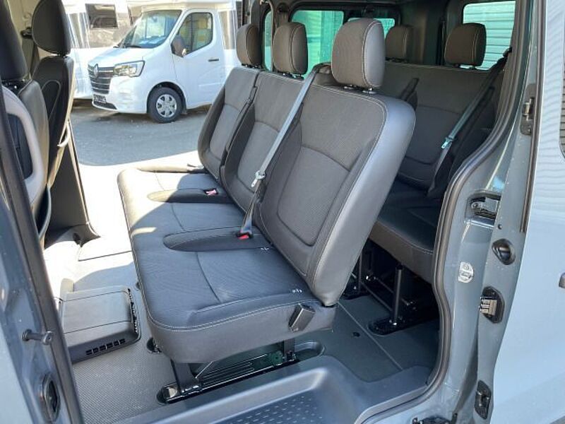 Nissan Primastar Kombi L1H1 Tekna Automatik 8 Sitze Kam