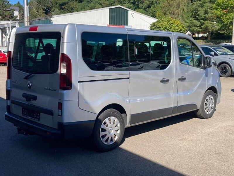 Renault Trafic Combi 9 Sitze Expression Navi, Klima, Tem